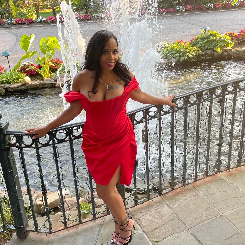 HOUSE OF CB Loretta Dress Red size L